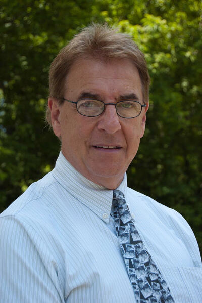 dr.sal_photo_2012